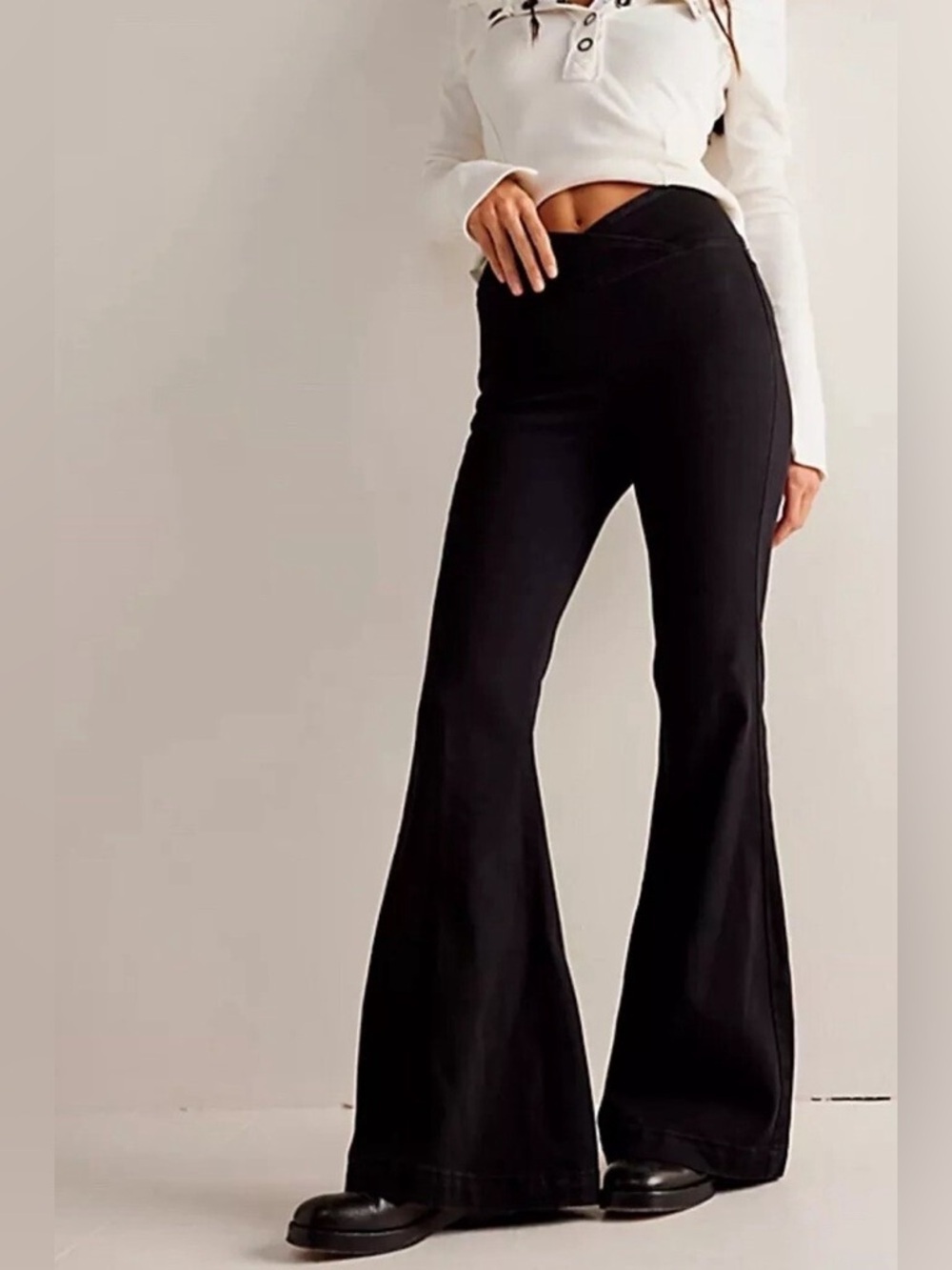 Free People Low Rise Solid Velvet Flare Black Pants S